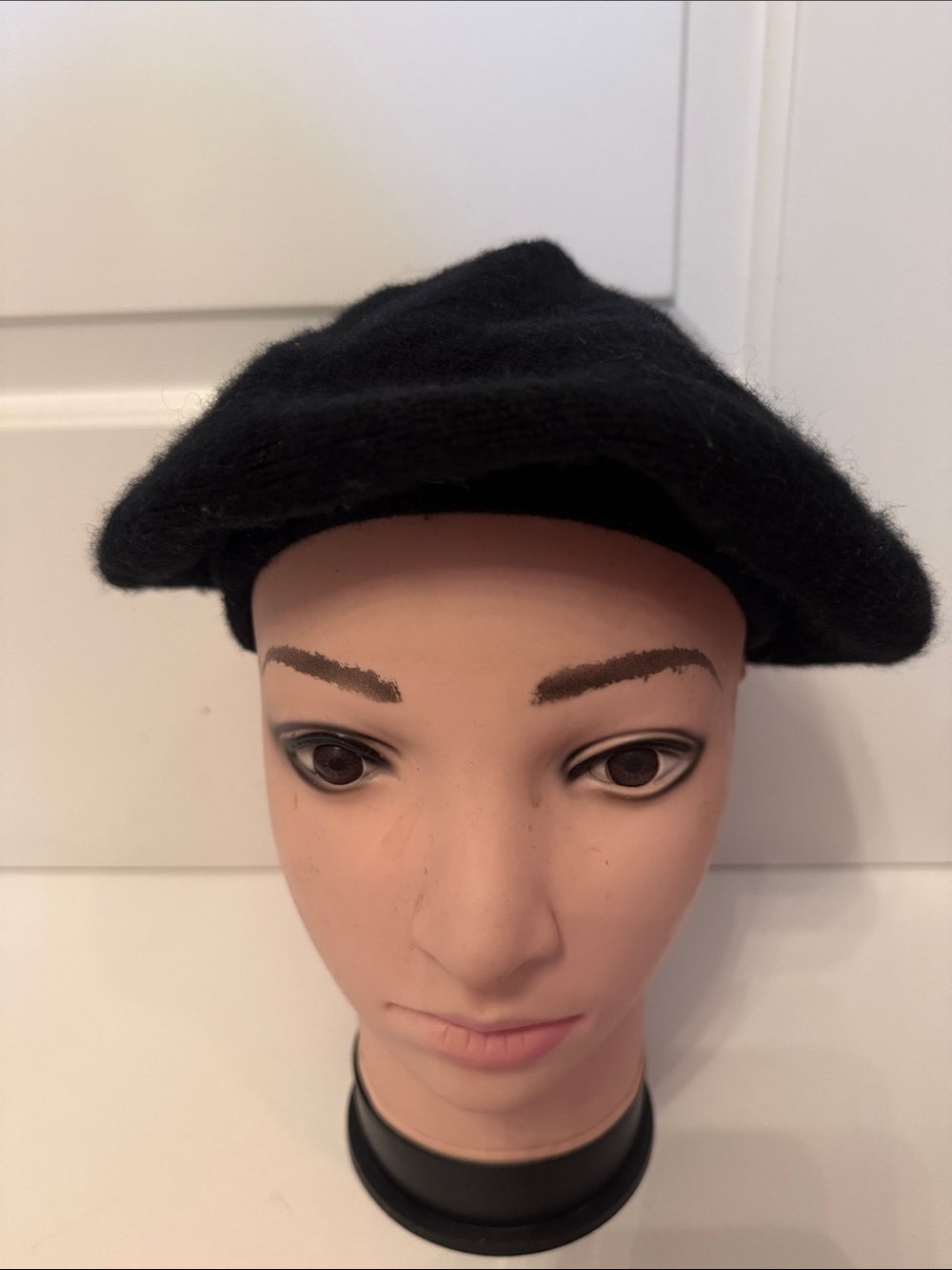 PATRICIA UNDERWOOD woman’s hat black cashmere Beret - Classic vintage accessory